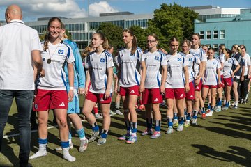 Bild 123 - wBJ Lotto Pokal Finale  Eimsbuetteler TV - Hamburger SV : Ergebnis: 0:3